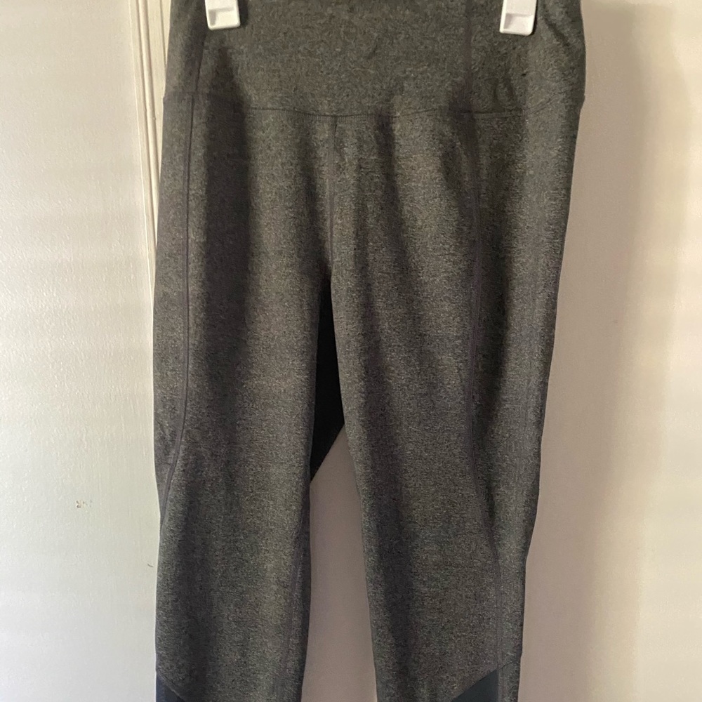 Grey Avia Leggings
